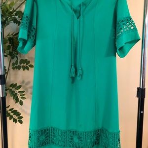 Kelly Green Detailed Sleeved Dress